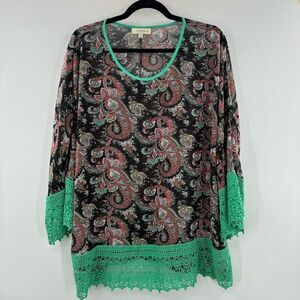 3for$20 Umgee Paisley Print Women's Top with Green Accents size 2X